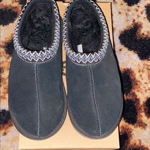 UGG Tasman Shoes